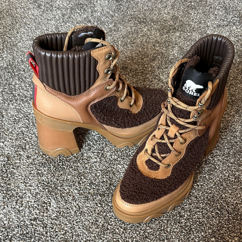 Sorel Women's Brex Heel Cozy Lace Brown Boot